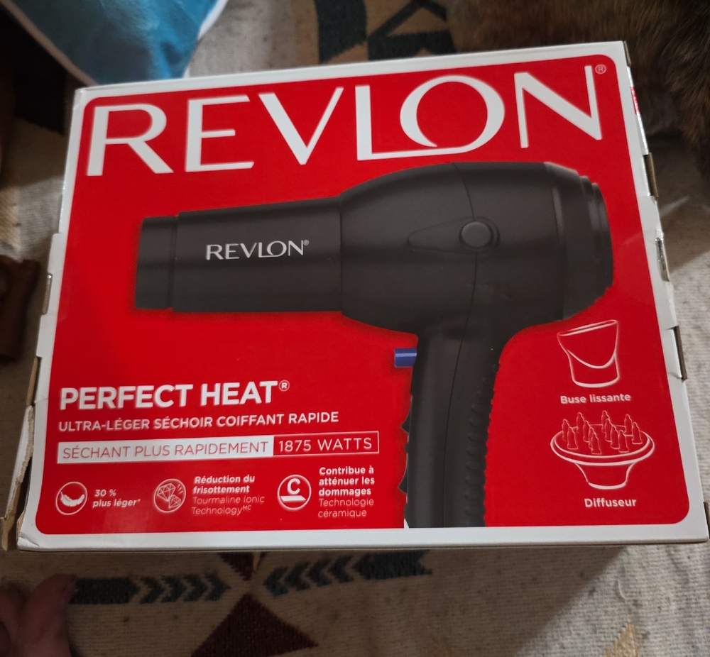 Revlon Perfect Heat Hair Dryer in Black and Red Box